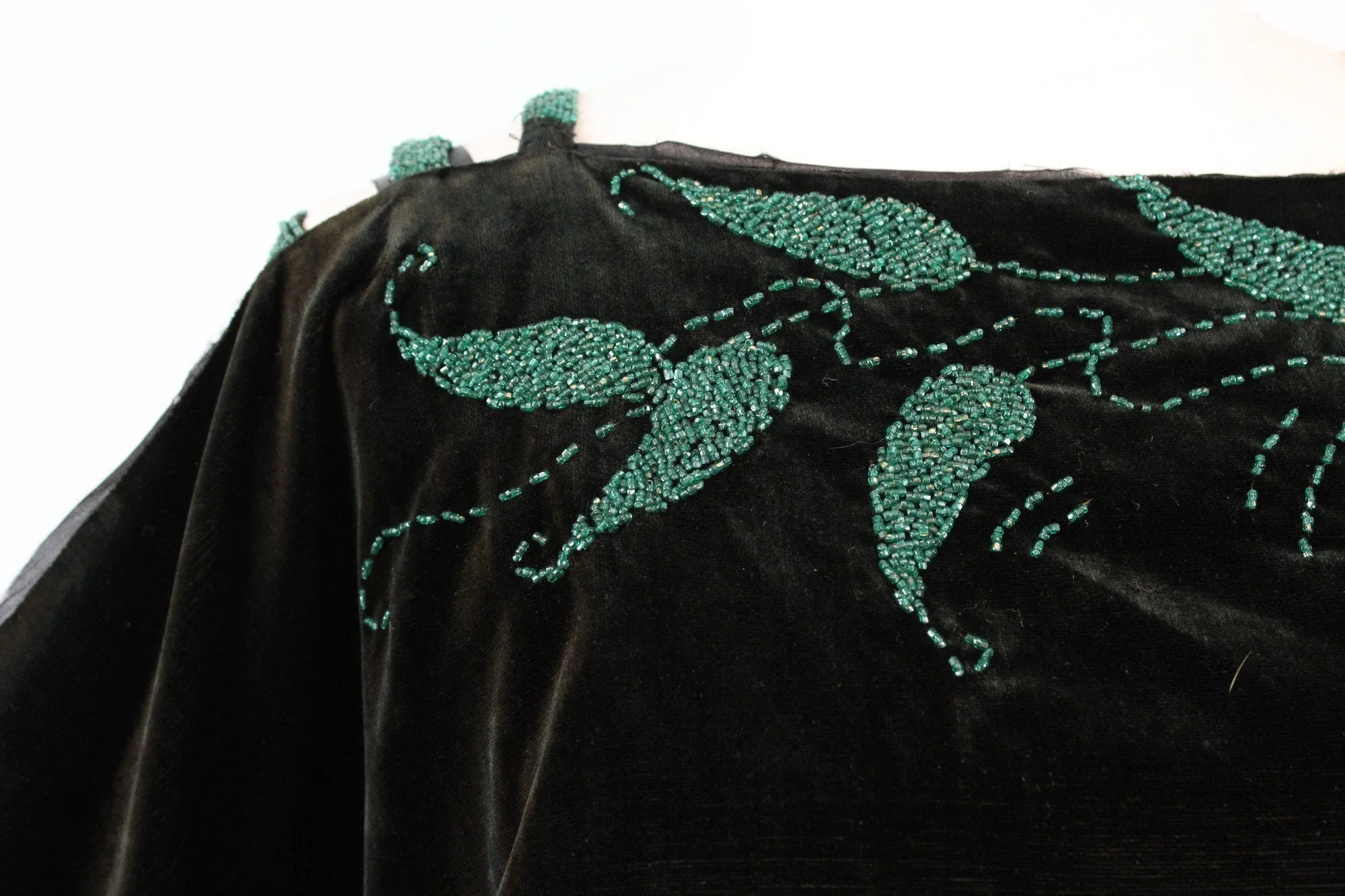 1920s RARE GREEN bead art deco velvet dress xs | new winter