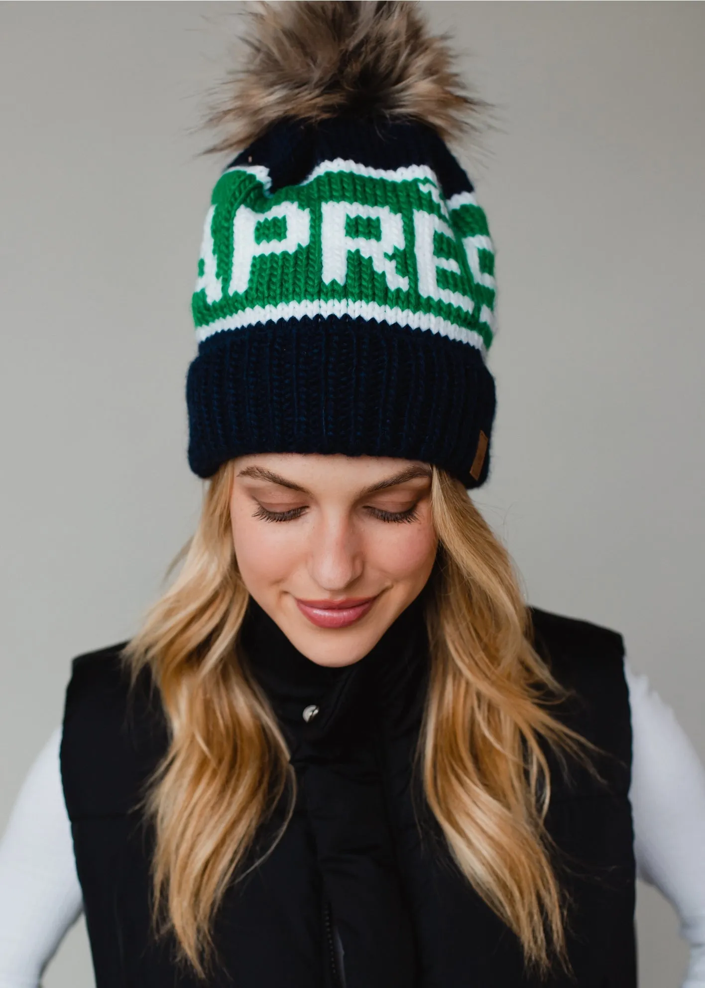 Apres Pom Pom Beanie - Navy/Green