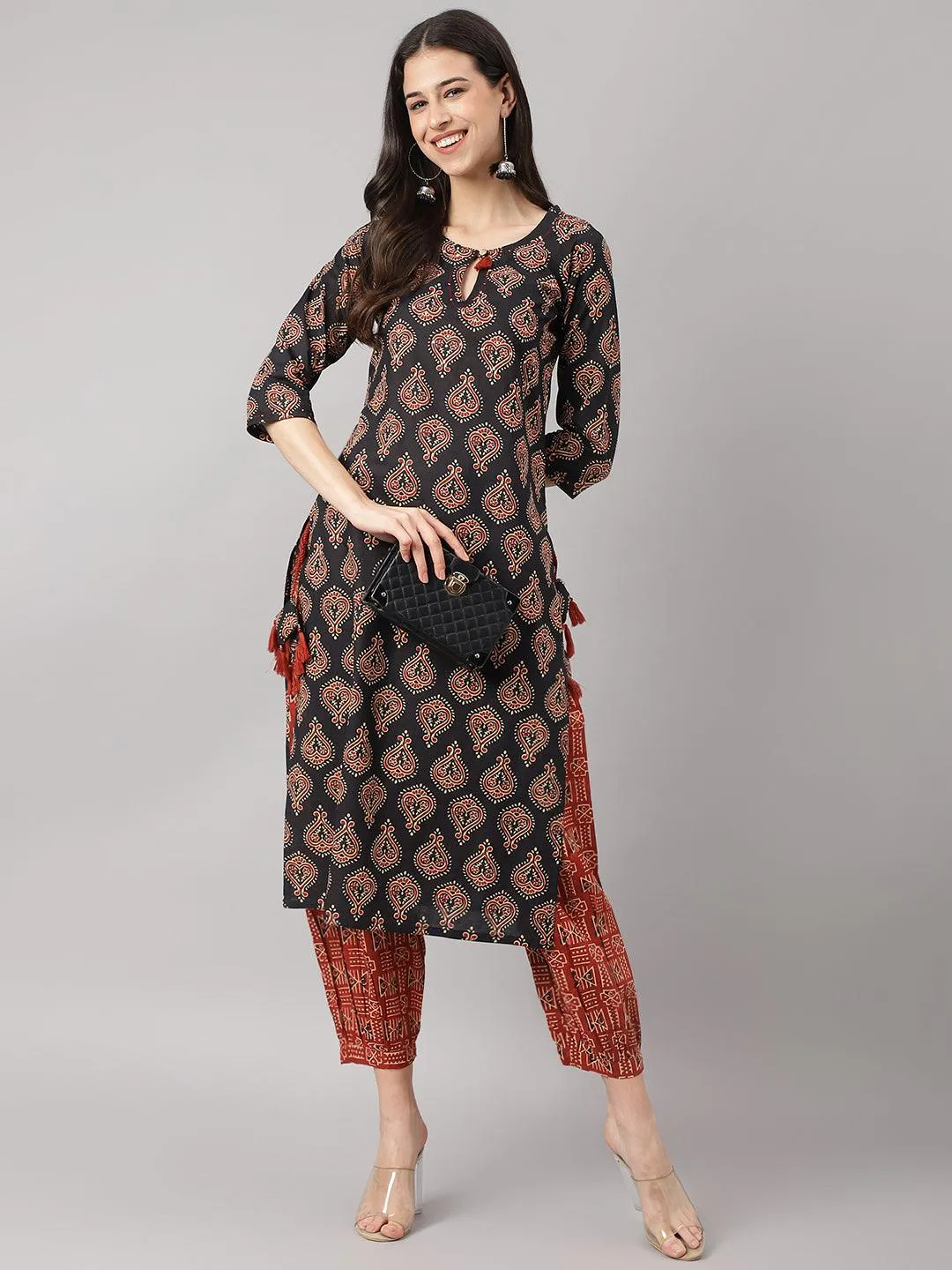 Black And Red Cotton Buti Printed Kurta With Hem Cuffed Pant Set