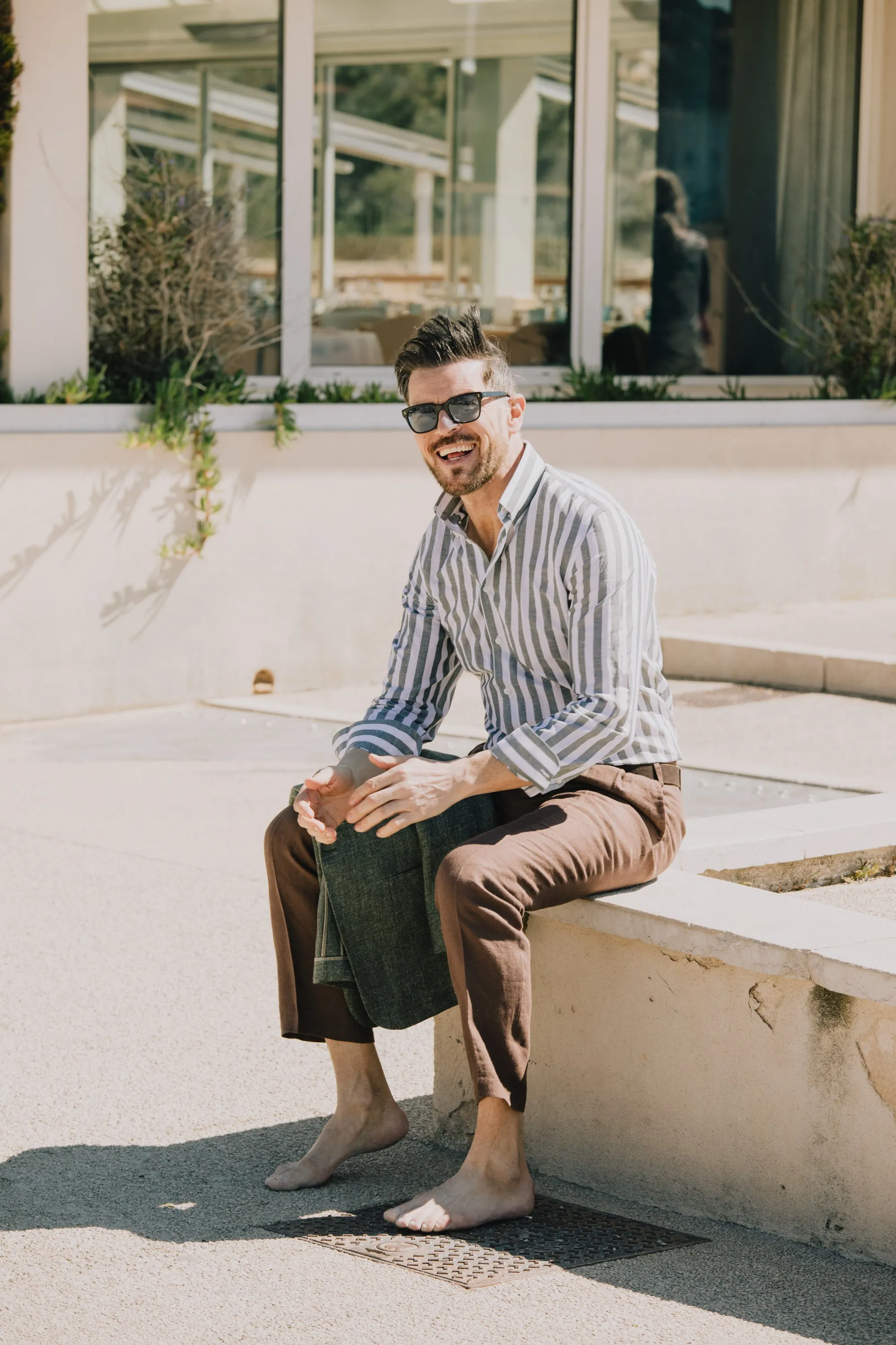 Button Down Shirt in Wide Green Stripe