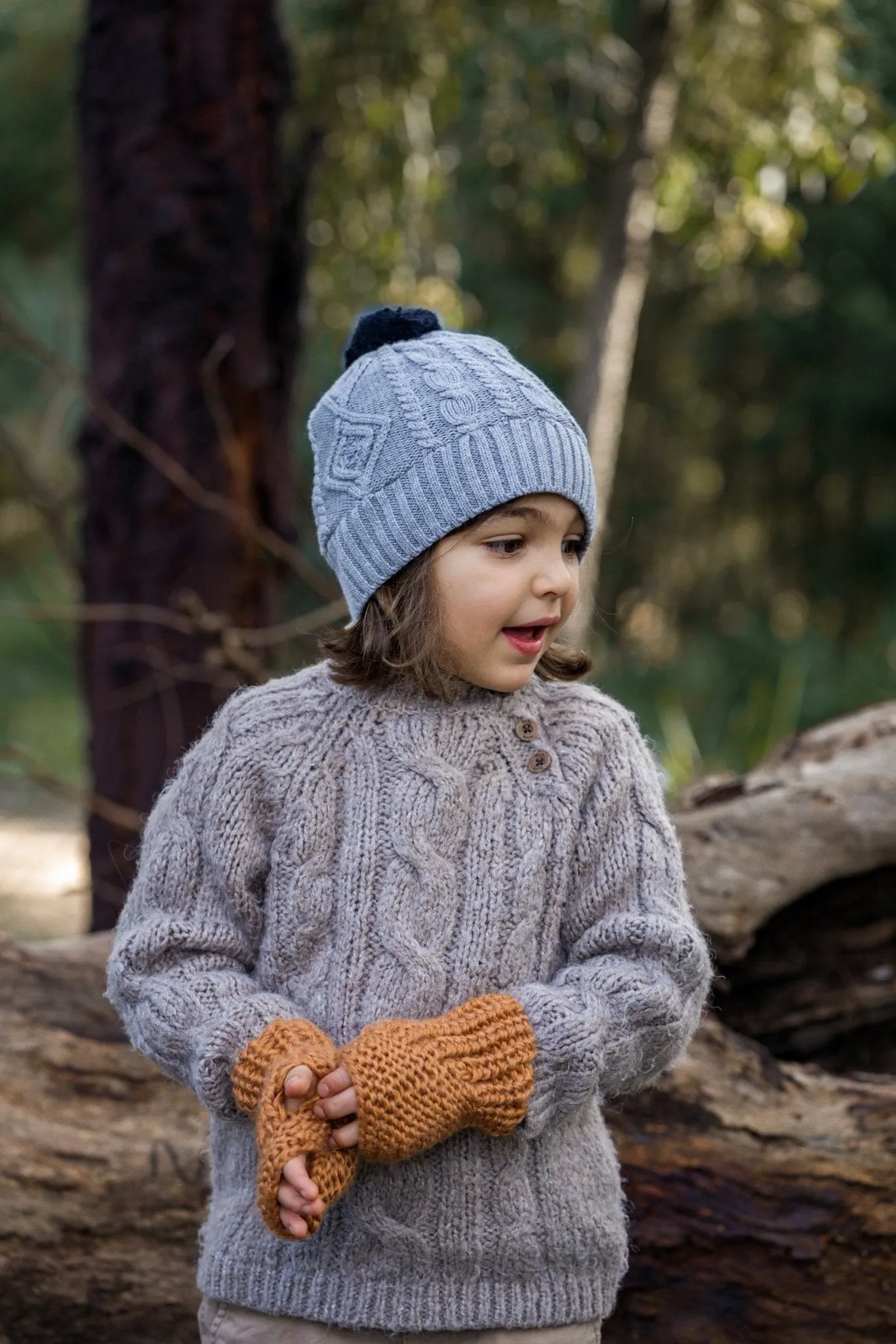 Cable Knit Beanie Grey