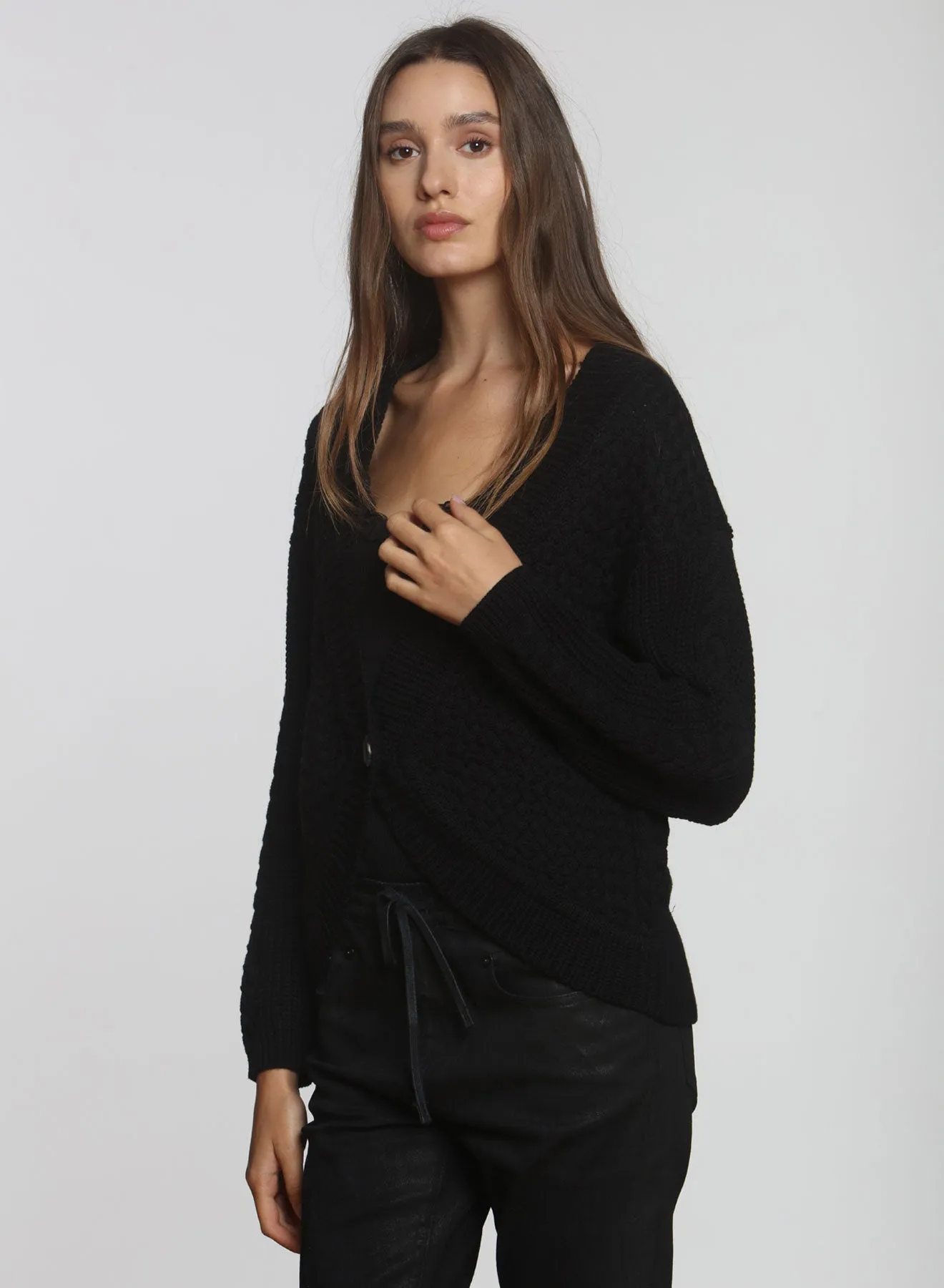 Carol Curve Cardi - Black