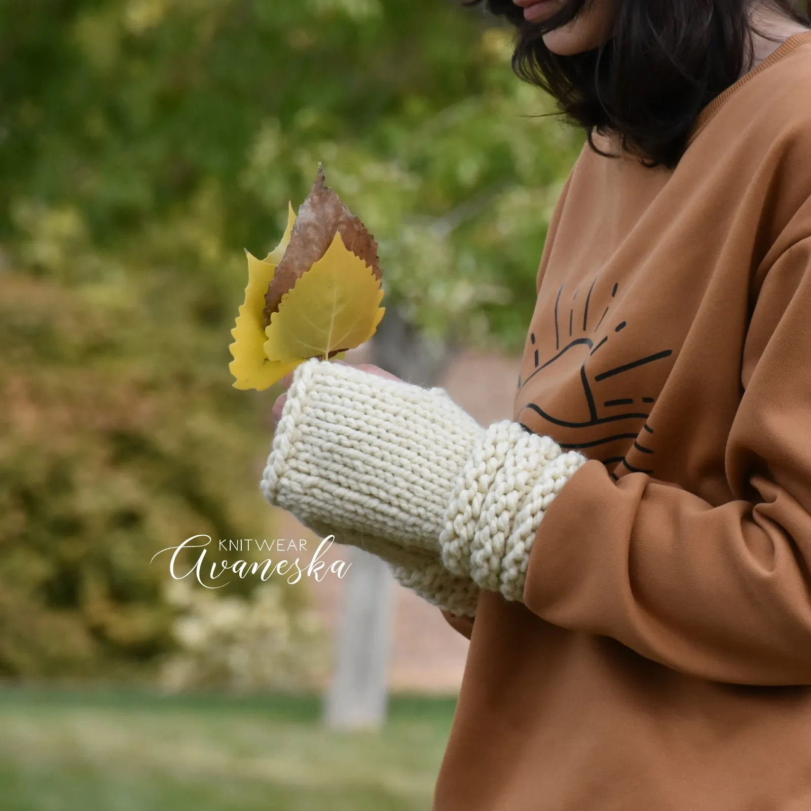 Chunky Fingerless Arm Warmers | THE KEMPTENS