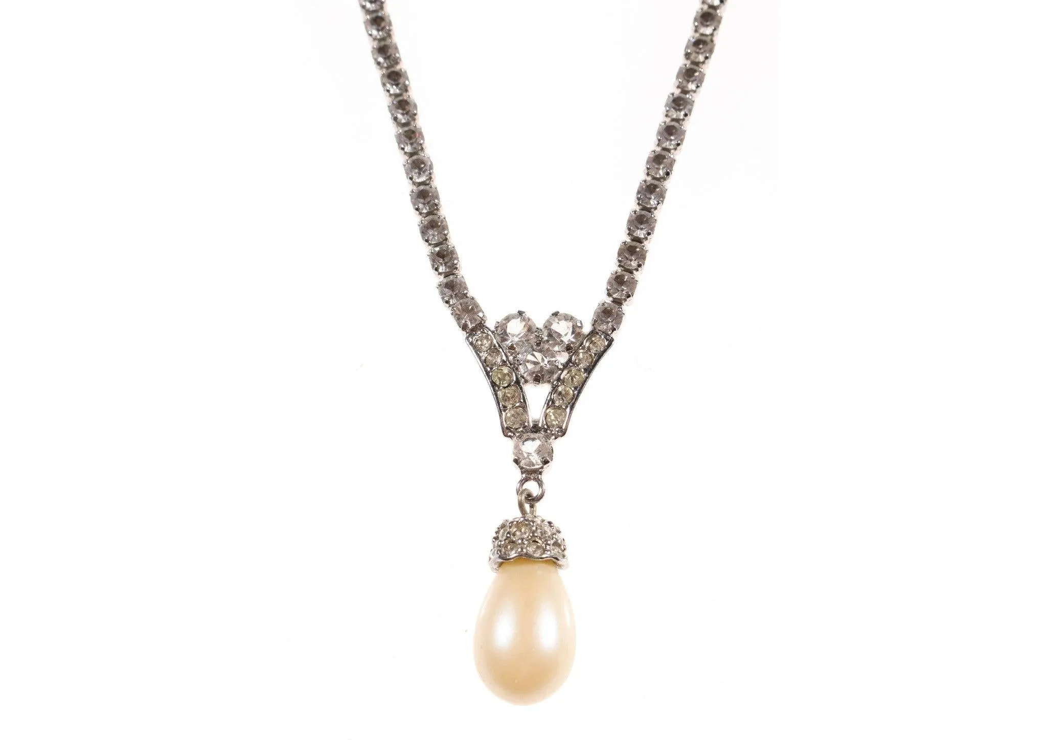 Diamante necklace with pearl pendant