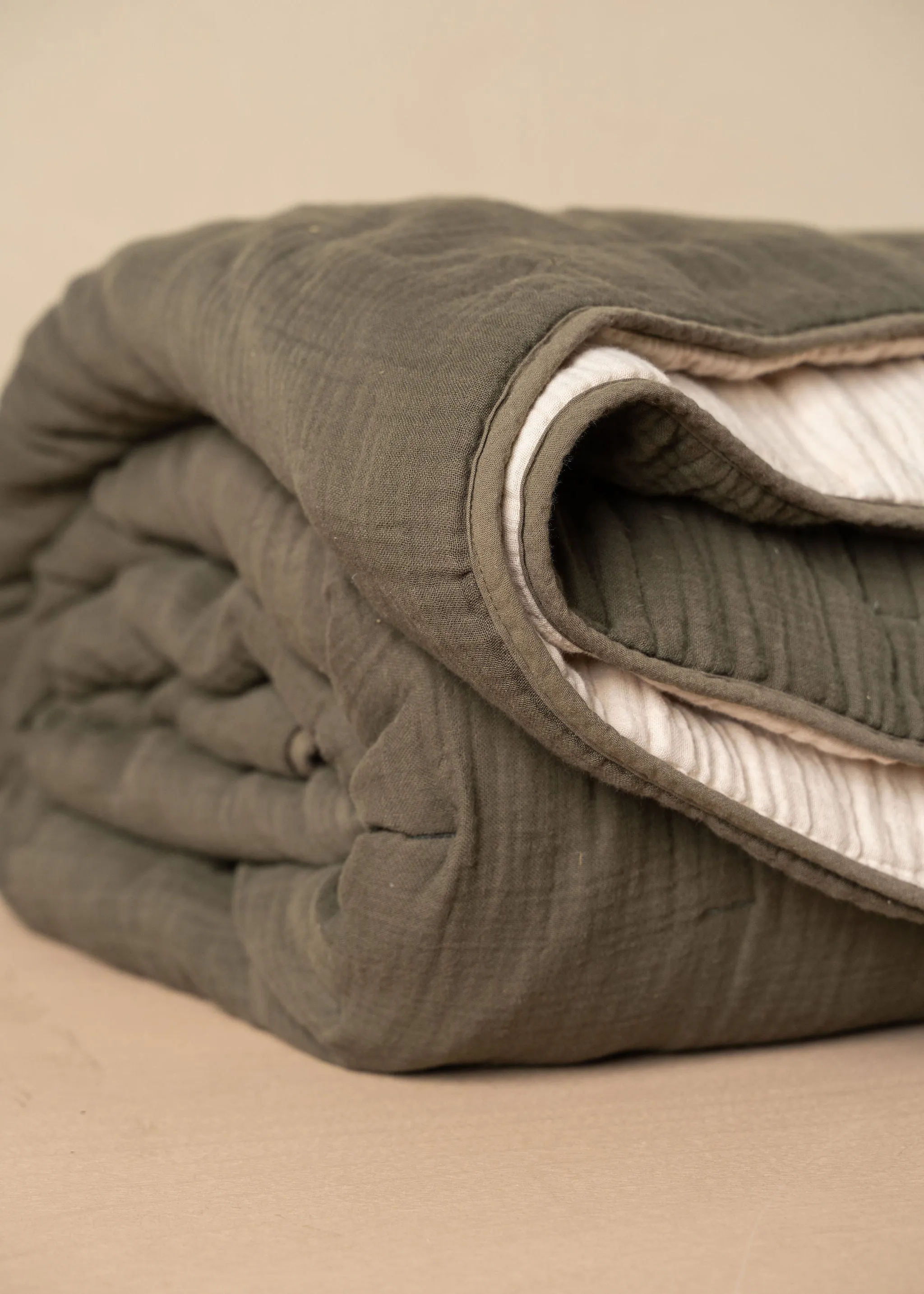 Enes Quilted Bed Cover | Olive