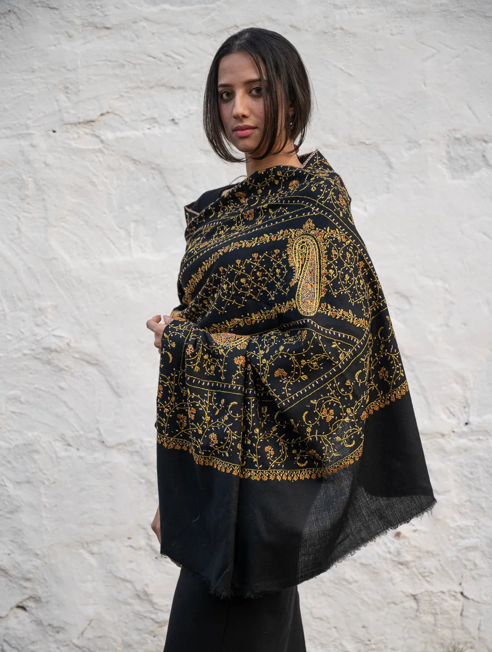 Exclusive, Fine Hand Embroidered Kashmiri Shawl - Black Paisley