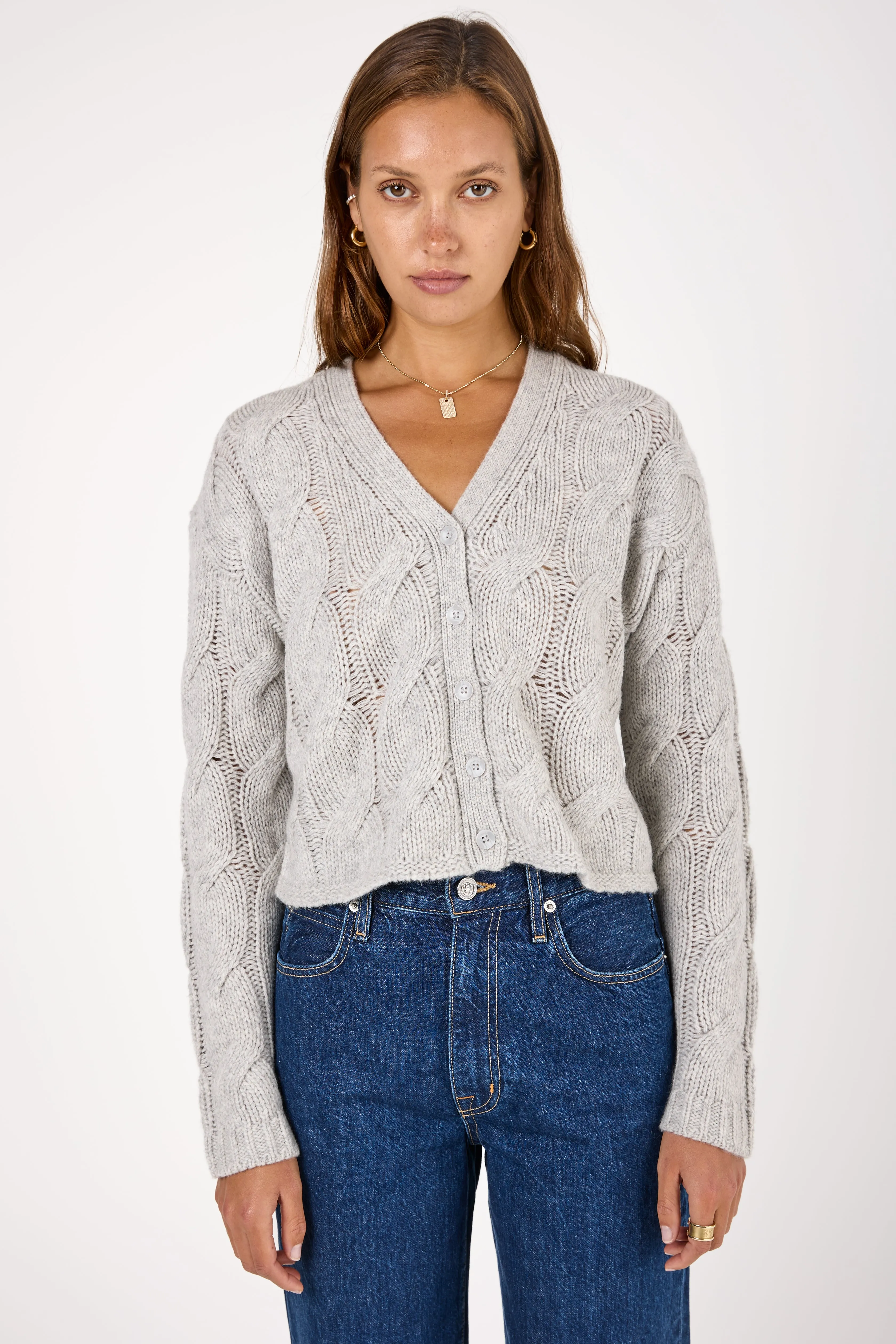 Jolie Cropped Cashmere Cable Cardigan in Foggy