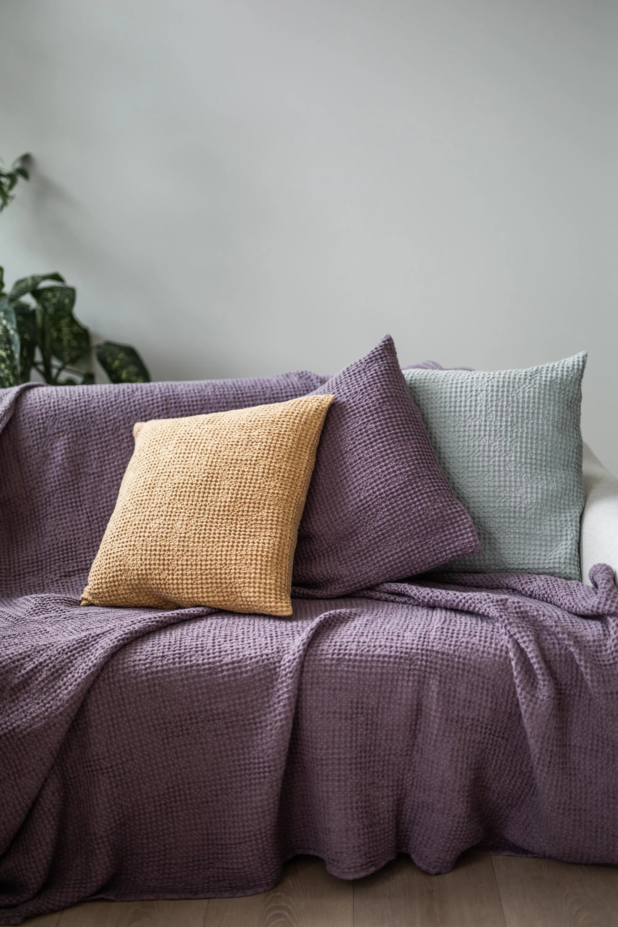 Linen waffle blanket in Dusty Lavender by AmourLinen