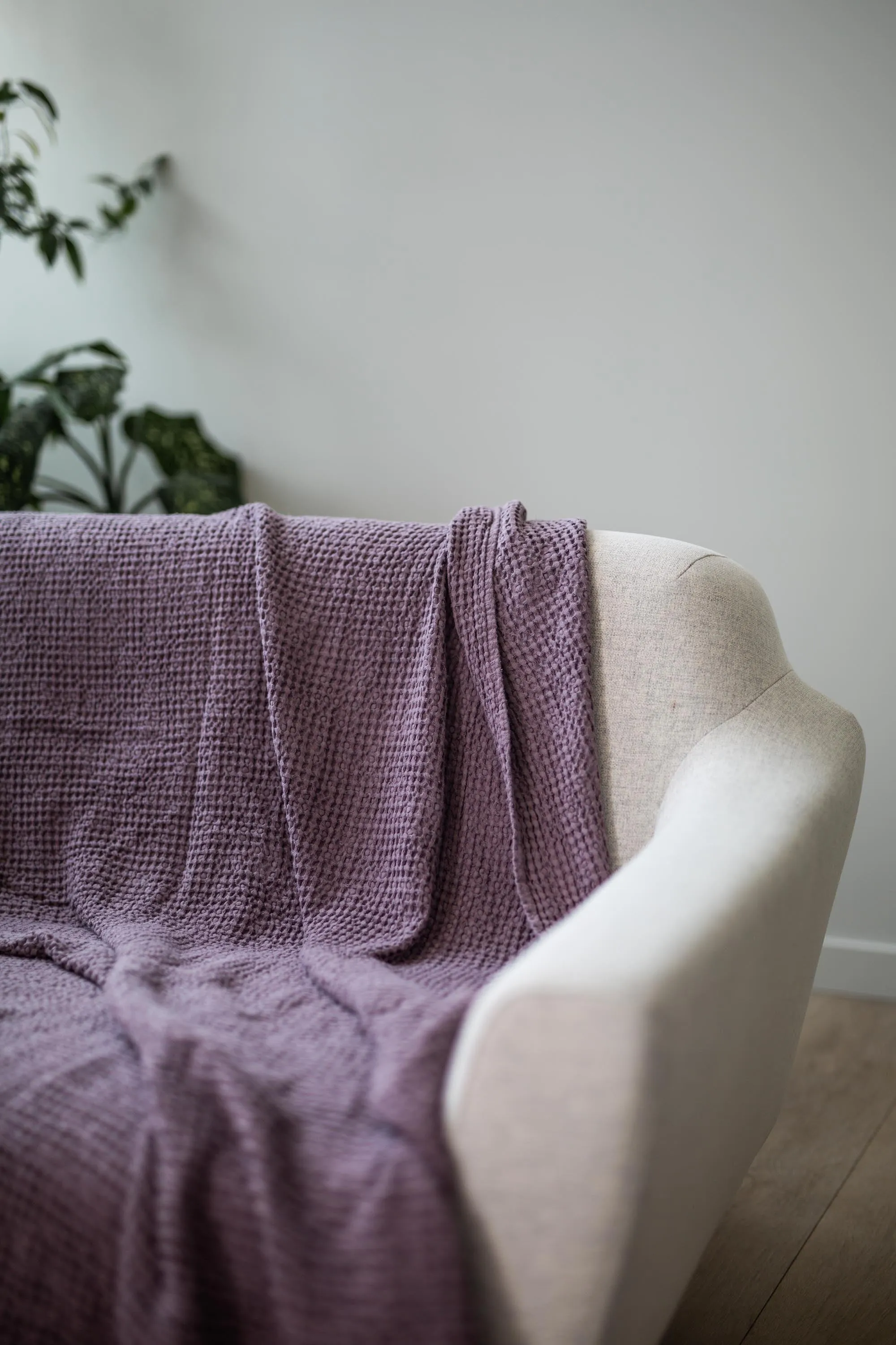 Linen waffle blanket in Dusty Lavender by AmourLinen