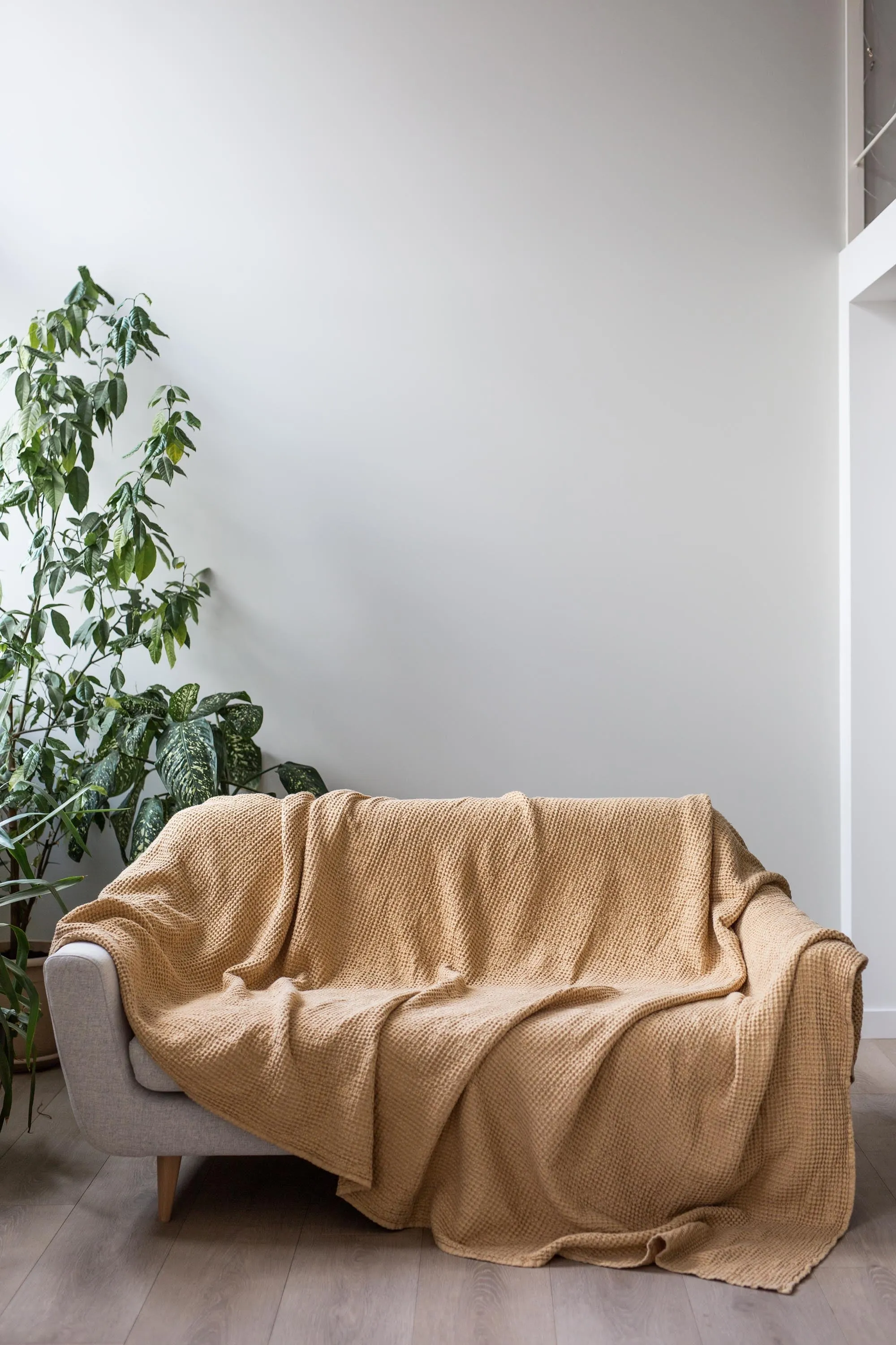 Linen waffle blanket in Mustard by AmourLinen