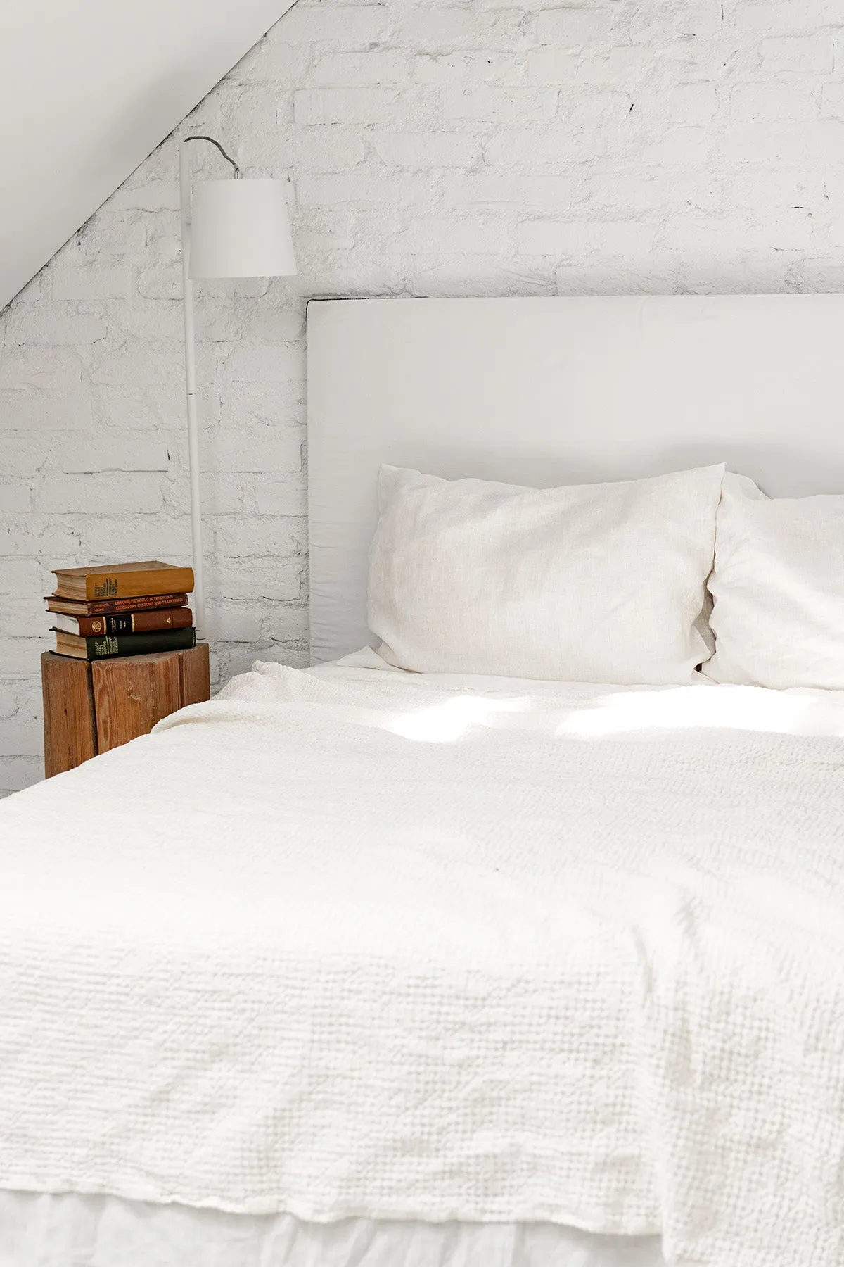 Linen waffle blanket in White by AmourLinen