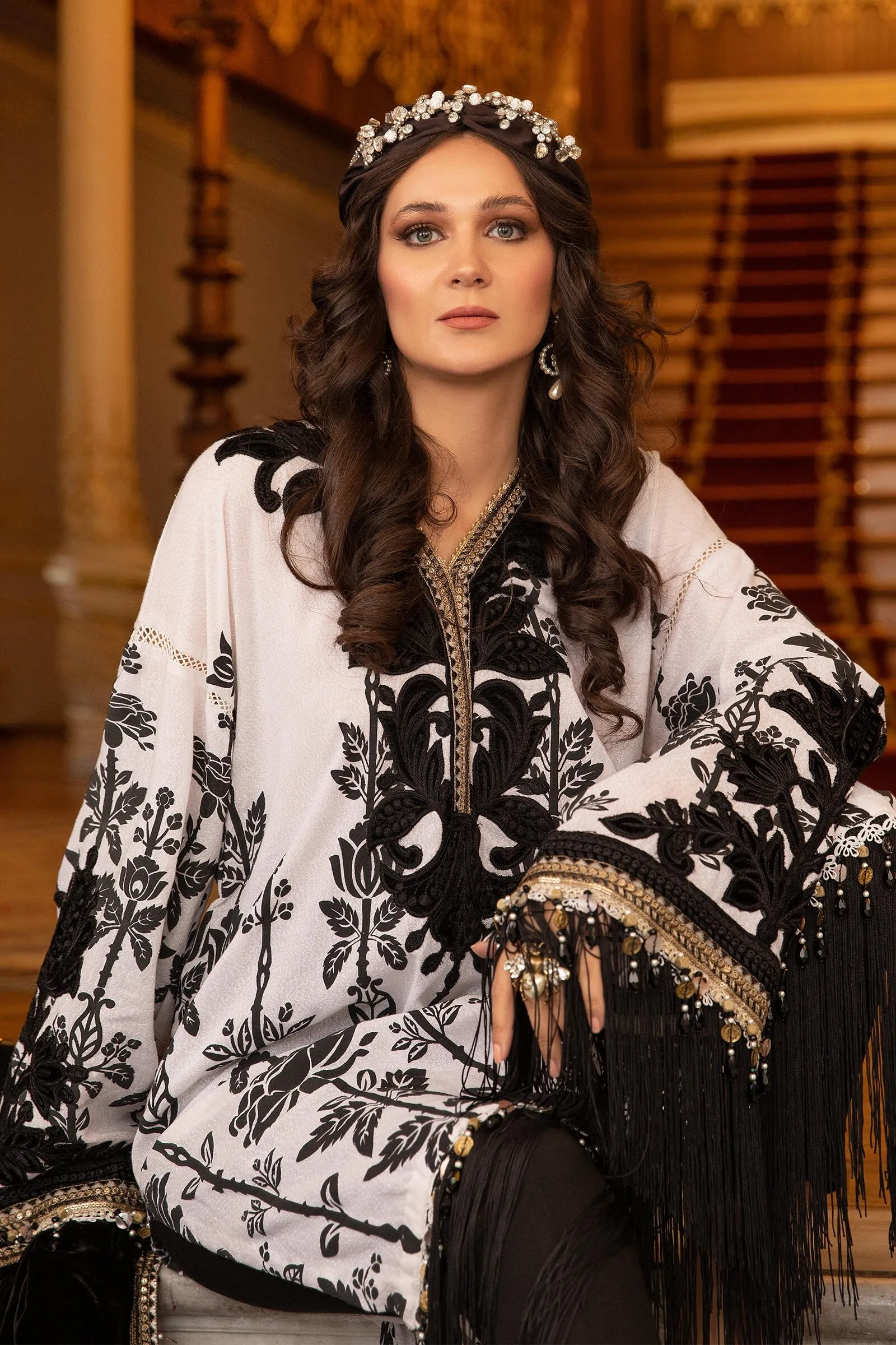 MARIA.B. Linen Winter Collection '21 – DL-902-Black and White