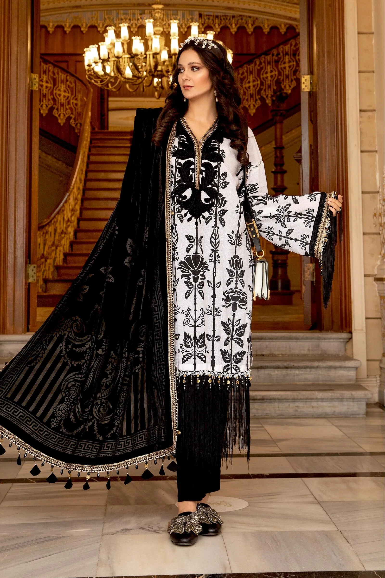 MARIA.B. Linen Winter Collection '21 – DL-902-Black and White