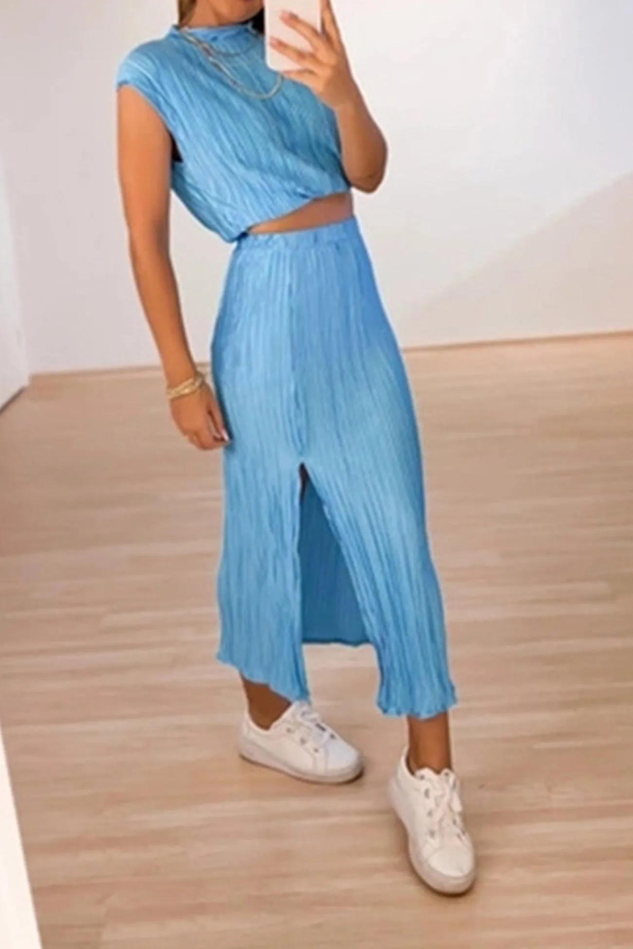 Pleated Mock Neck Crop Top High Waist Slit Skirt Suits