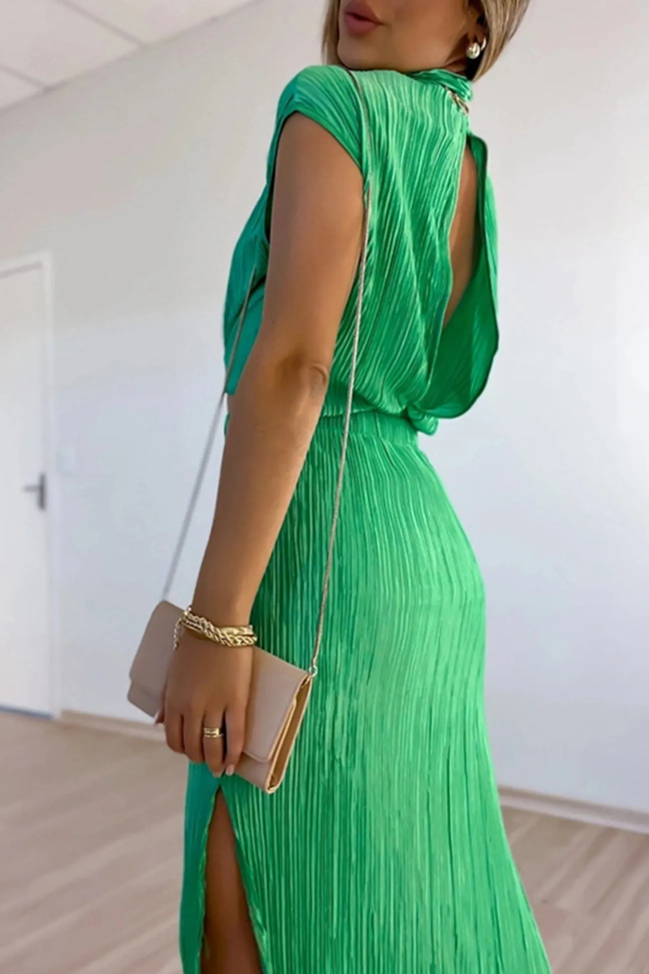 Pleated Mock Neck Crop Top High Waist Slit Skirt Suits