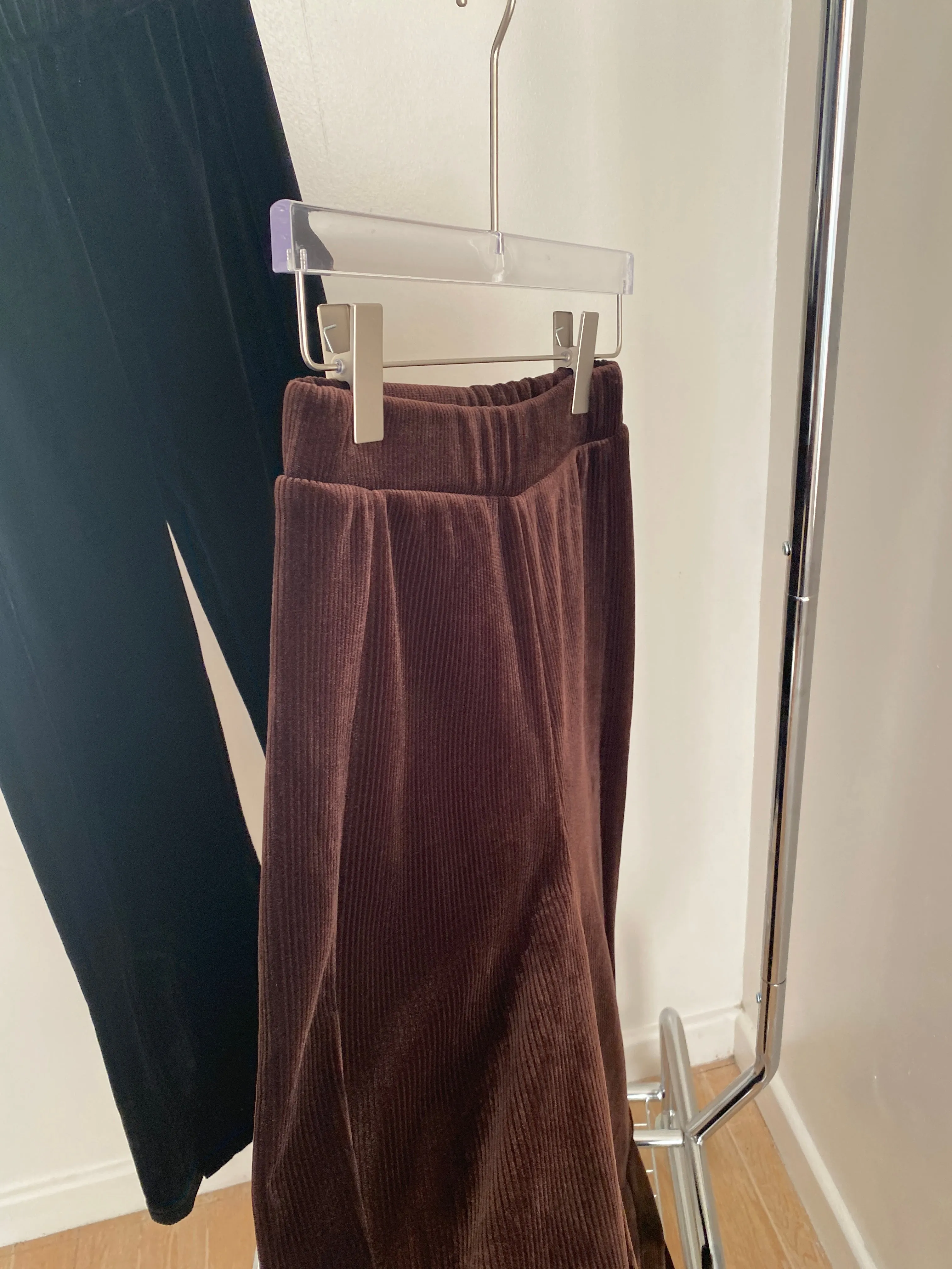 Split Hem Ribbed Trousers - Walnut