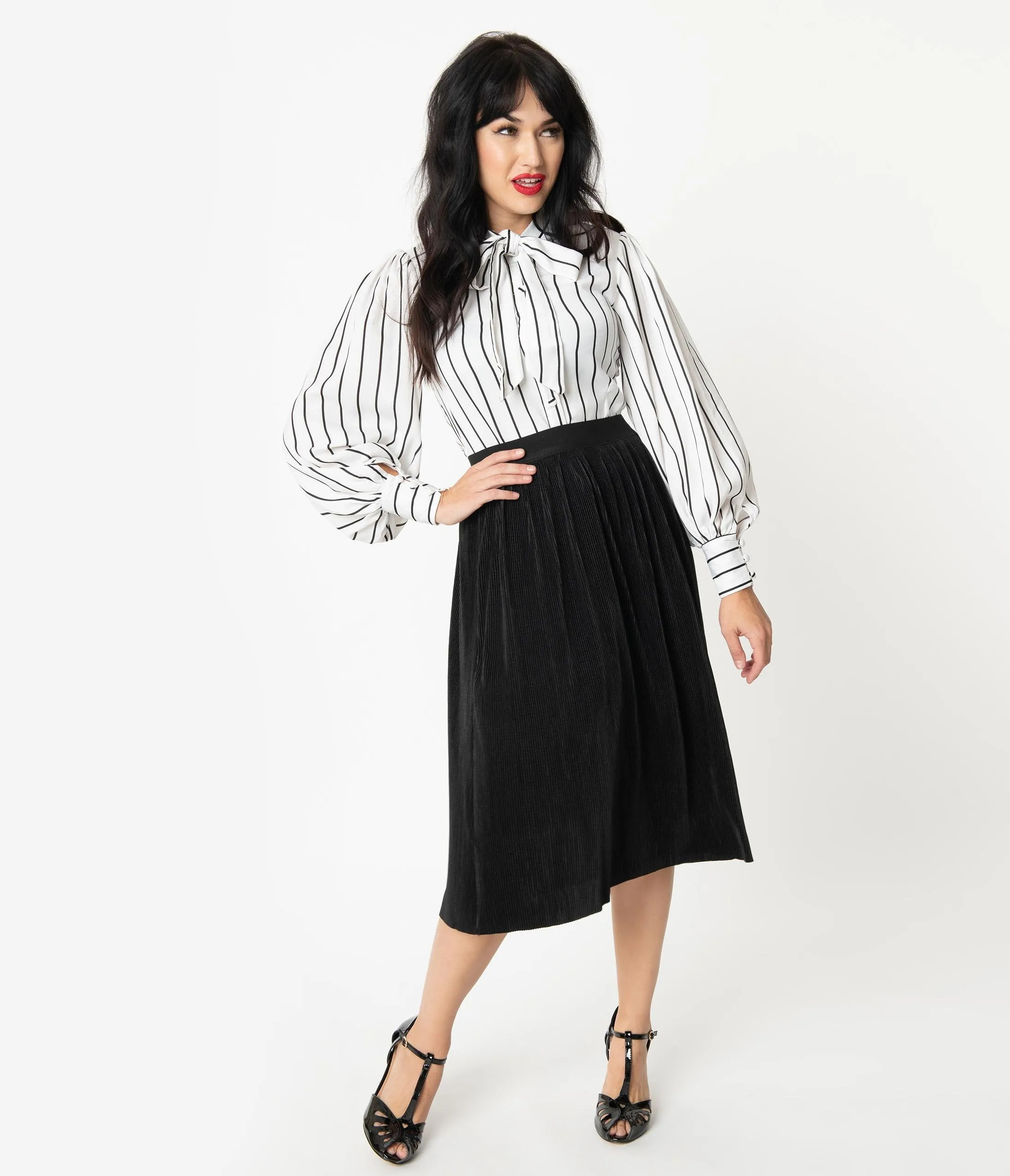 Unique Vintage Black Pleated Susie Skirt