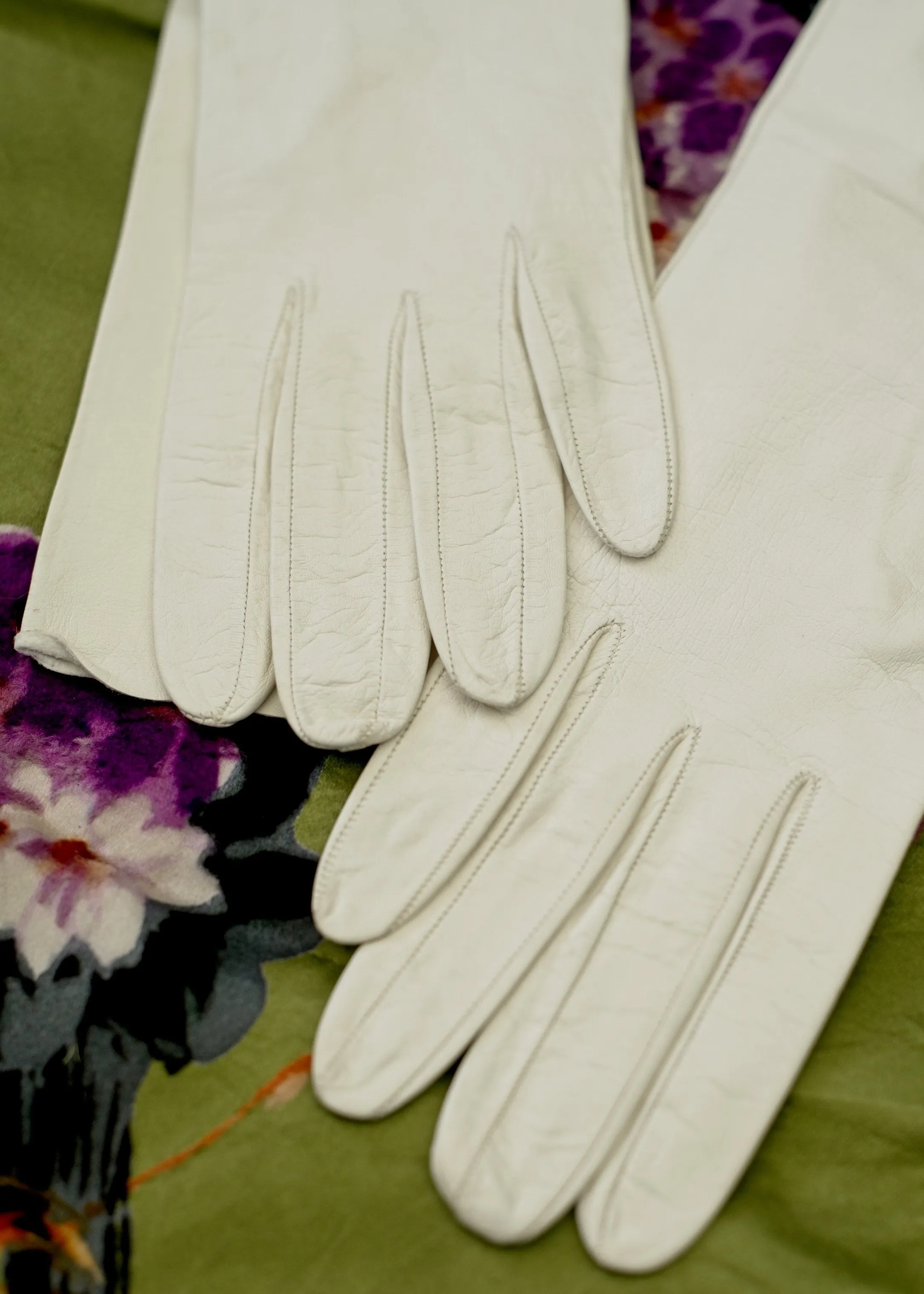 Vintage White Kid Leather Evening Gloves Size 6.5