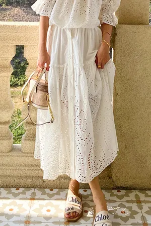 White Embroidered Lace Pleated Skirt