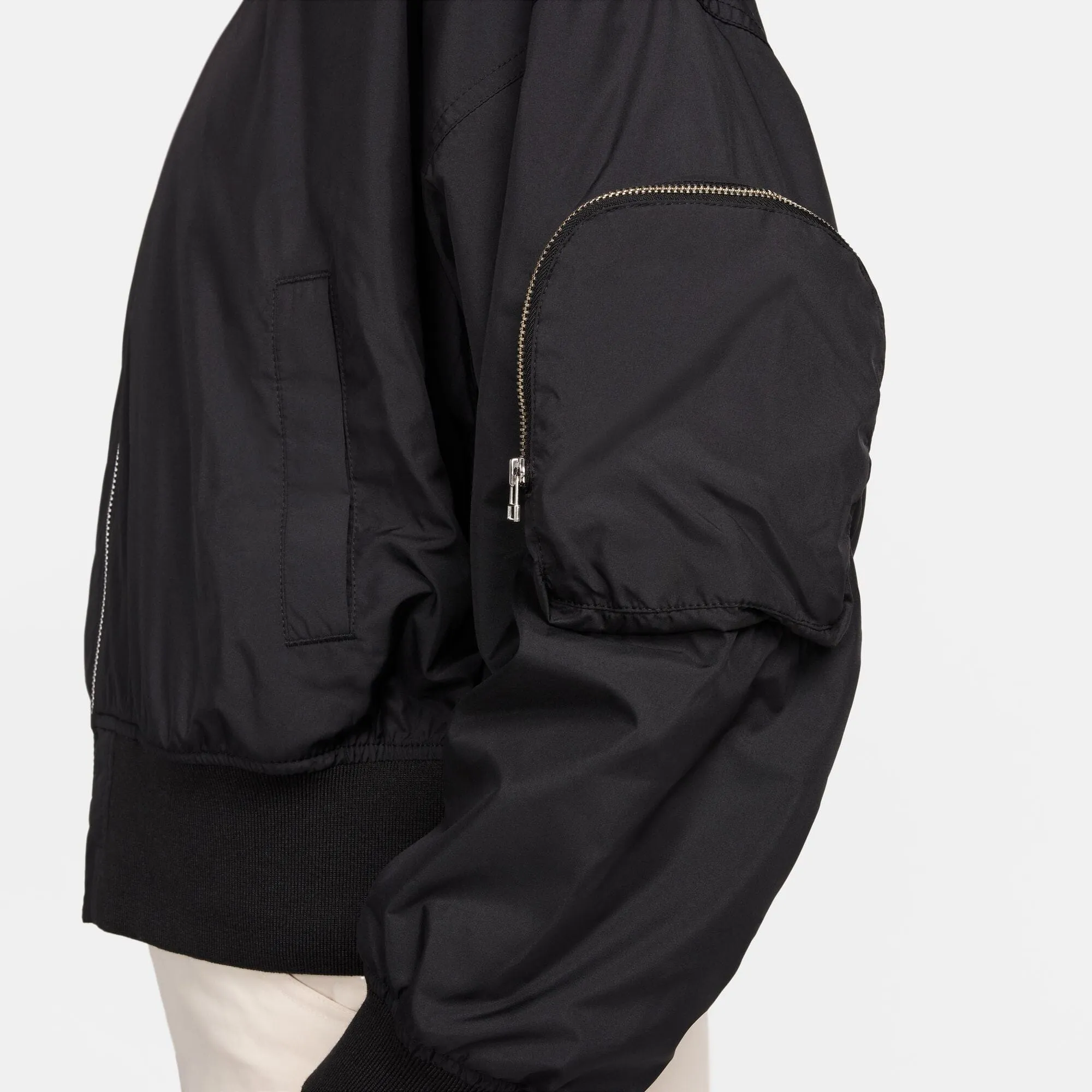 Women's Oversized Bomber Jacket (FN2839-010)